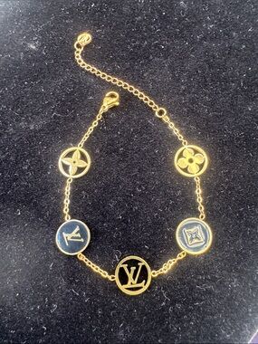 Bracelet   Gold-tone  and Black Enamel